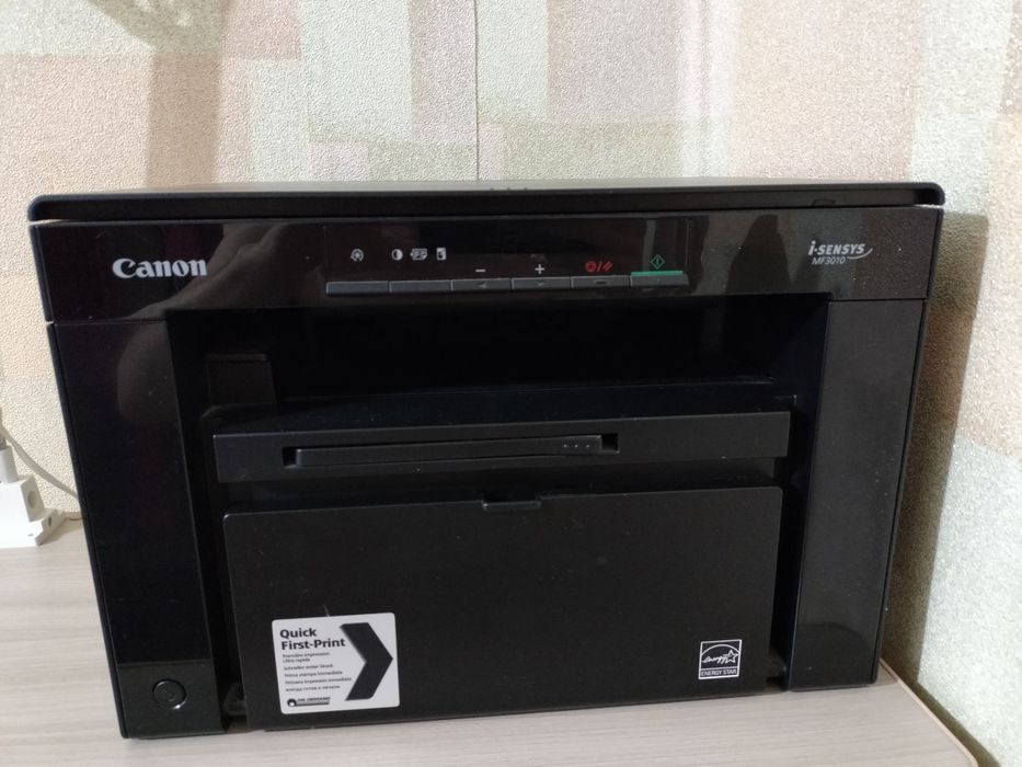 Продам принтер МФУ Canon 3010