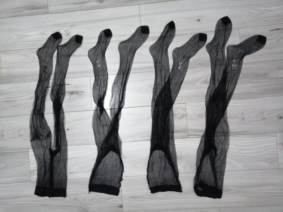 Lot 4 perechi de ciorapi noi negri vintage subtiri cu model strasuri