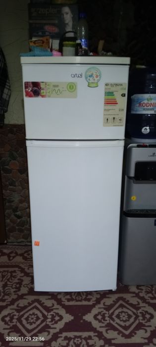 Продам холодильник