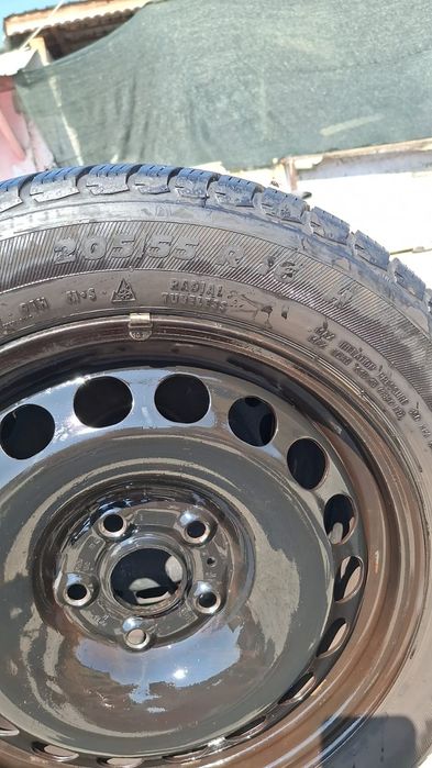 Cauciucuri +jante 4 bucăți iarnă 800 lei  205/55 R16