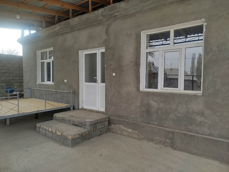 Срочна Соғломда  Ховли сотилади !