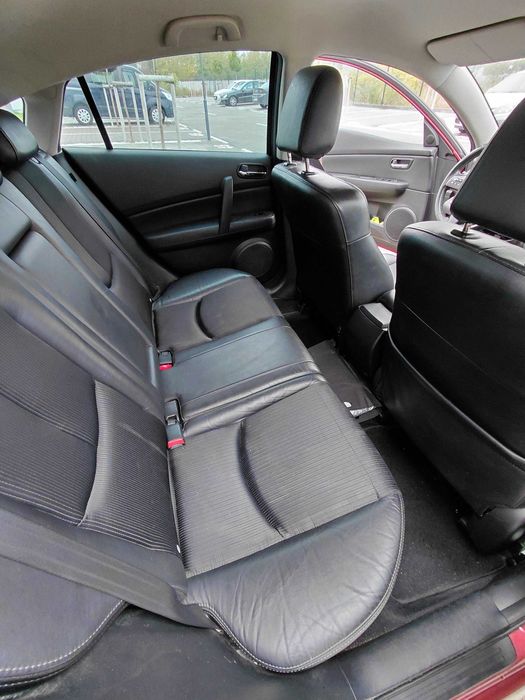 Mazda 6 2.0 Бензин 2012г