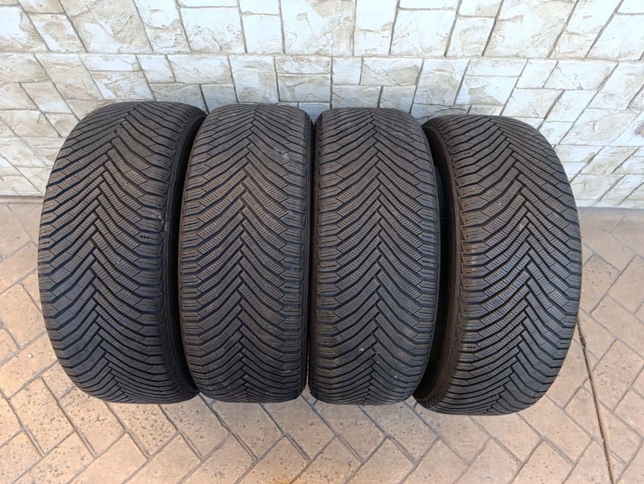 Зимни гуми Michelin 235/50/19 Alpin 7,dot 3624