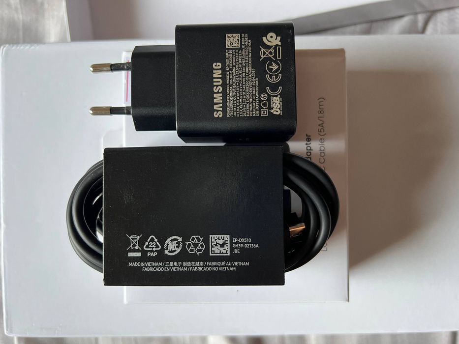 Samsung original zaryadchik 45W lik kabeli bilan