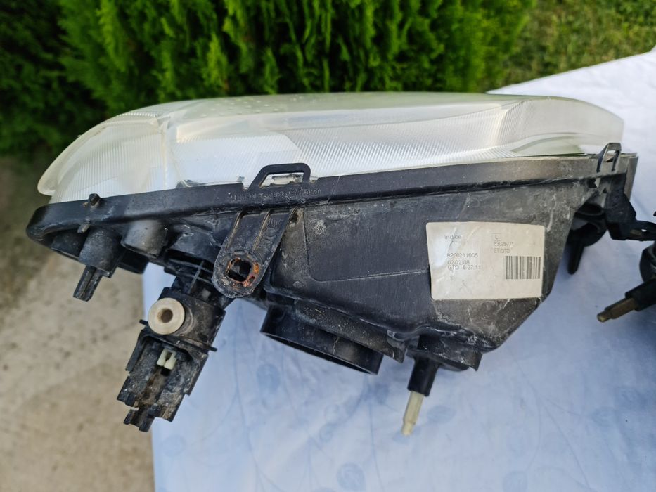 Faruri logan originale Elba (faza 1 ) și lampă spate