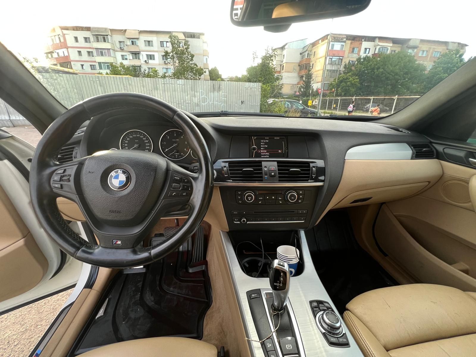 BMW X3 MPacket alb, automat