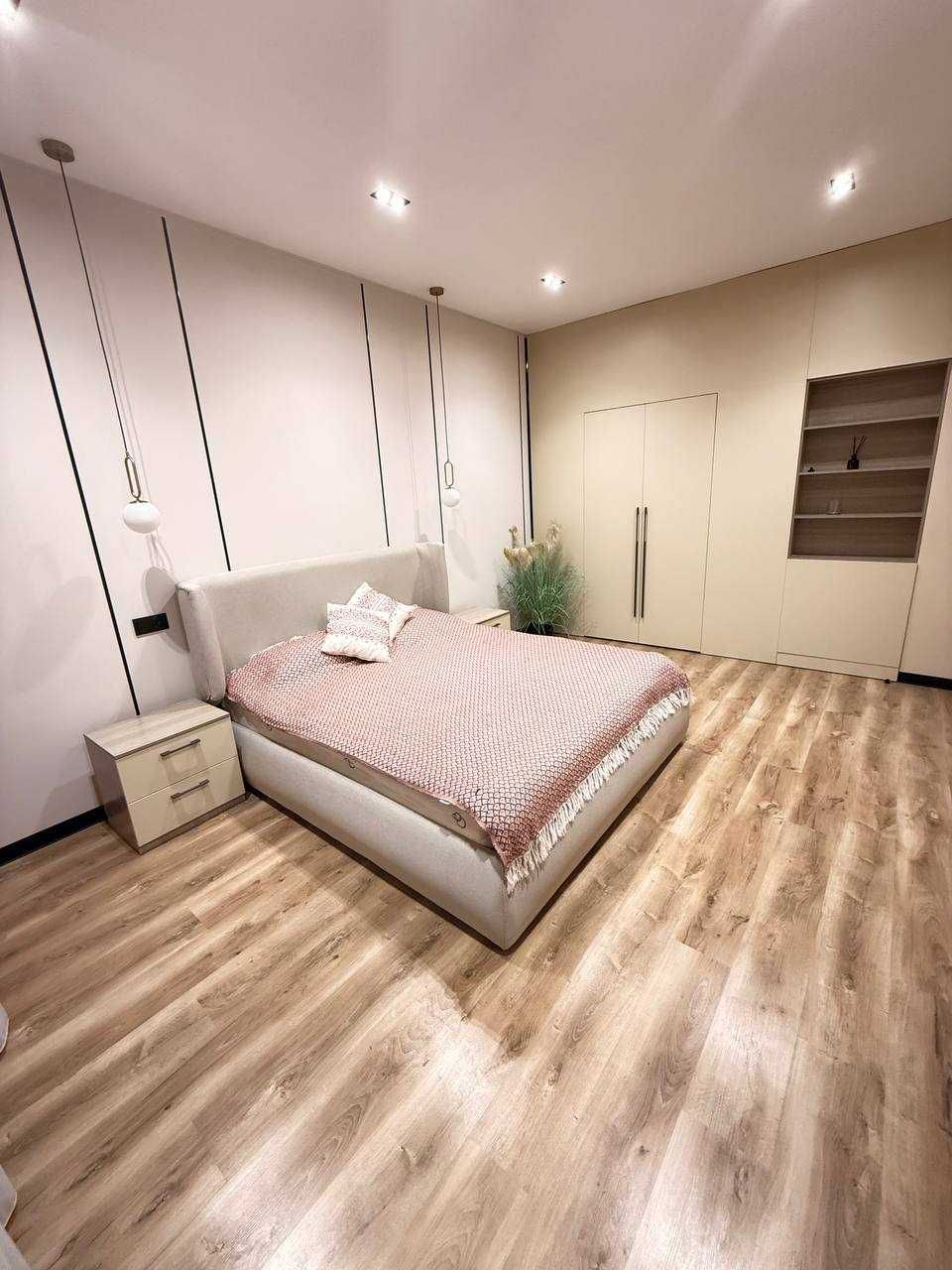 Eco House
Район: Яккасарай 
Ориентир: Мукими мост, 58м2 2-ком !!