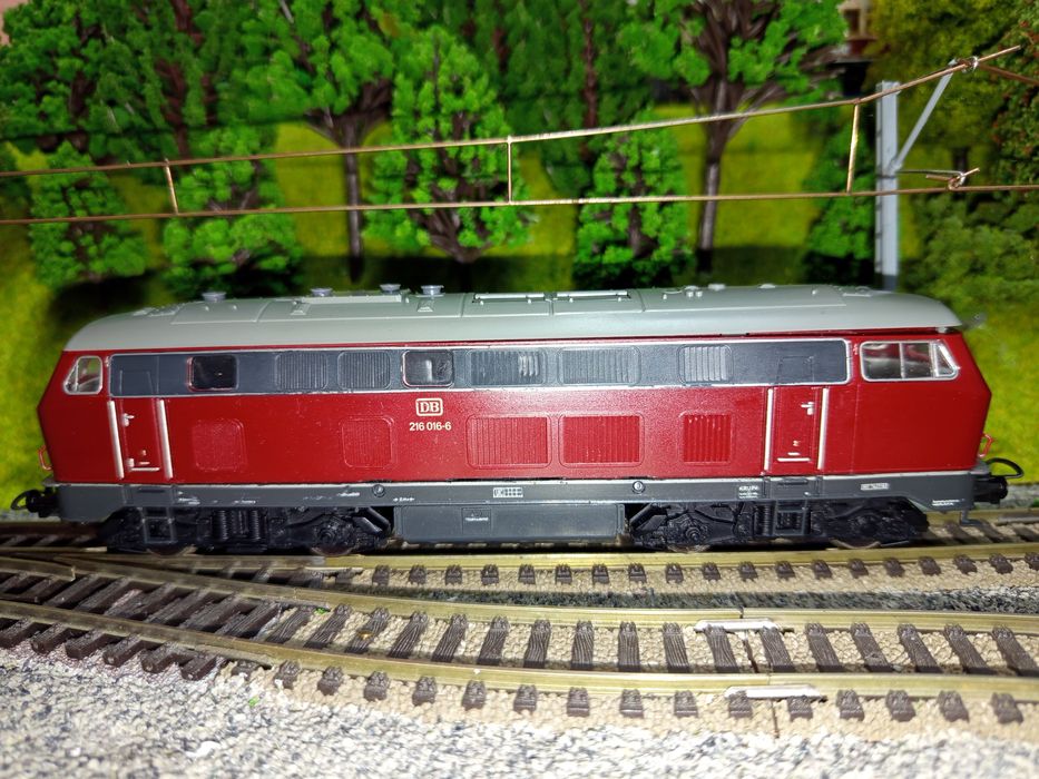 Locomotiva diesel HO V 216 Rowa trenulețe diorama roco