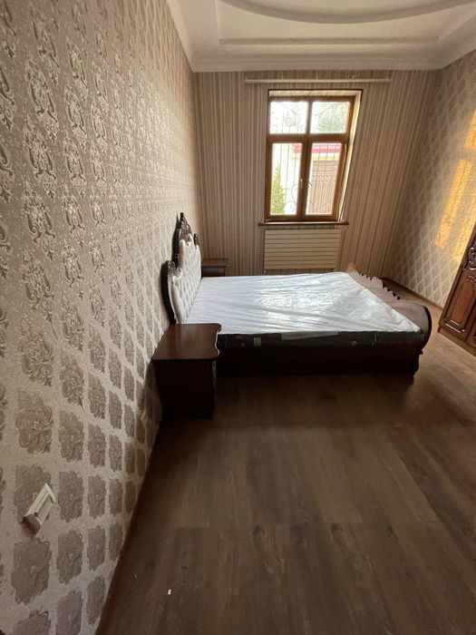 5-комнатный участок в Мирзо-Улугбекском районе, аренда 1000$