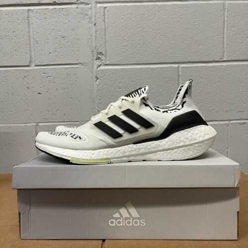 Оригинални маратонки * ADIDAS ULTRABOOST 22 * EU41.5