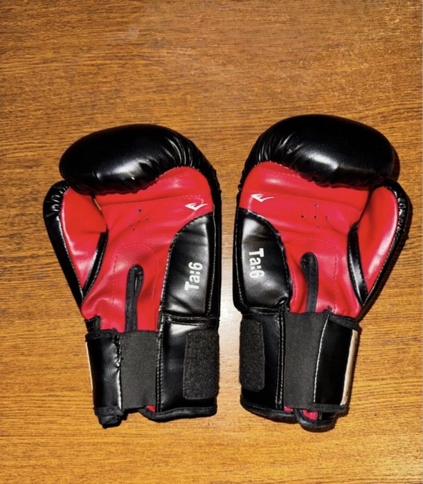 Manusi de box Everlast