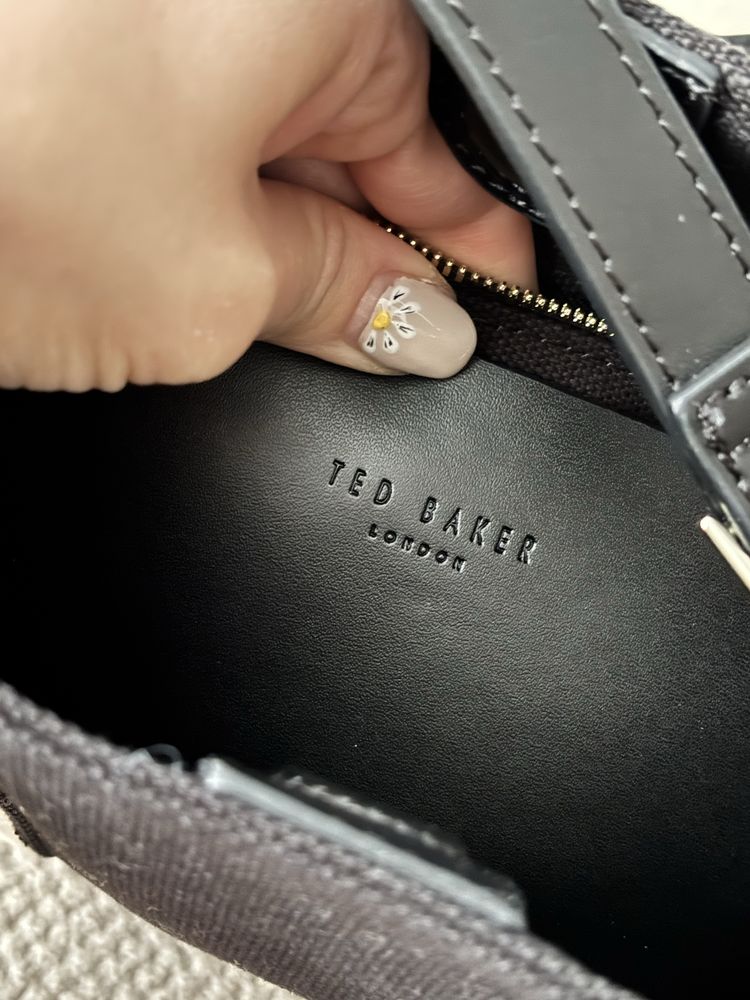 Ted Baker дамска чанта