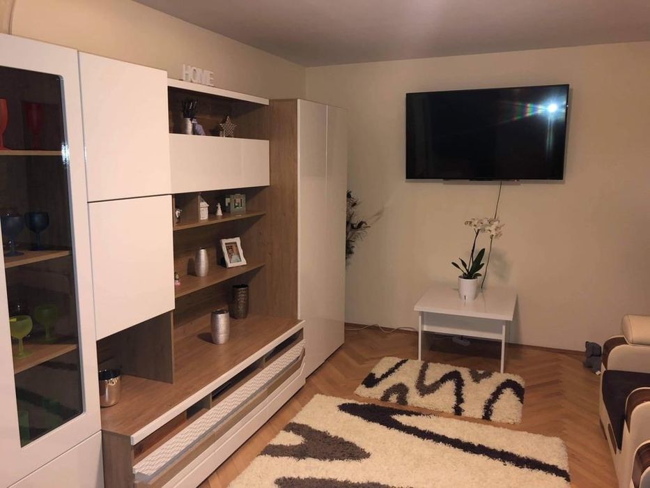 Chirie apartament 3 camere