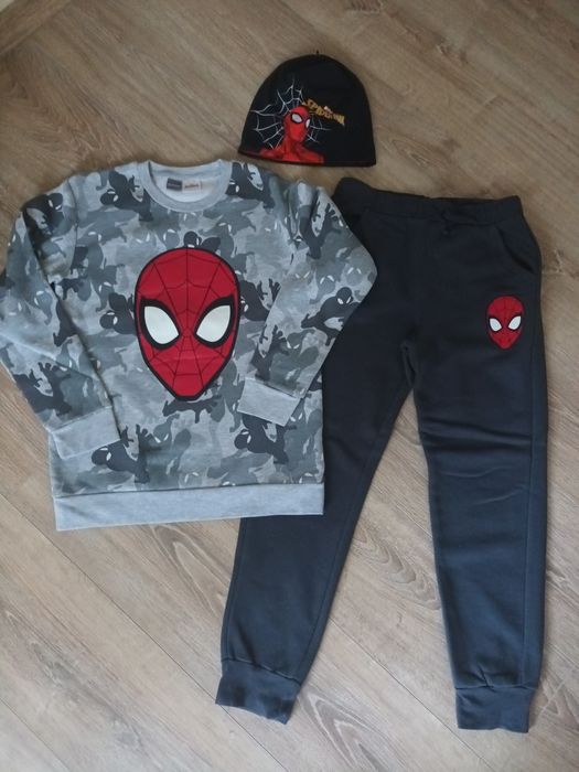 Комплект сет за момче ватиран и шапка Spiderman размер 146 см