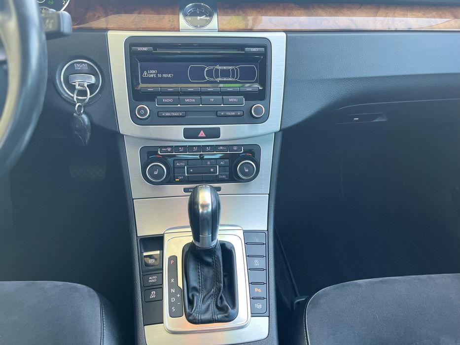 Passat ~ B7 ~ DSG ~ 2.0 TDI ~ HIGHLINE ~ 2013 ~LED ~ PIELE ~BI-XENON