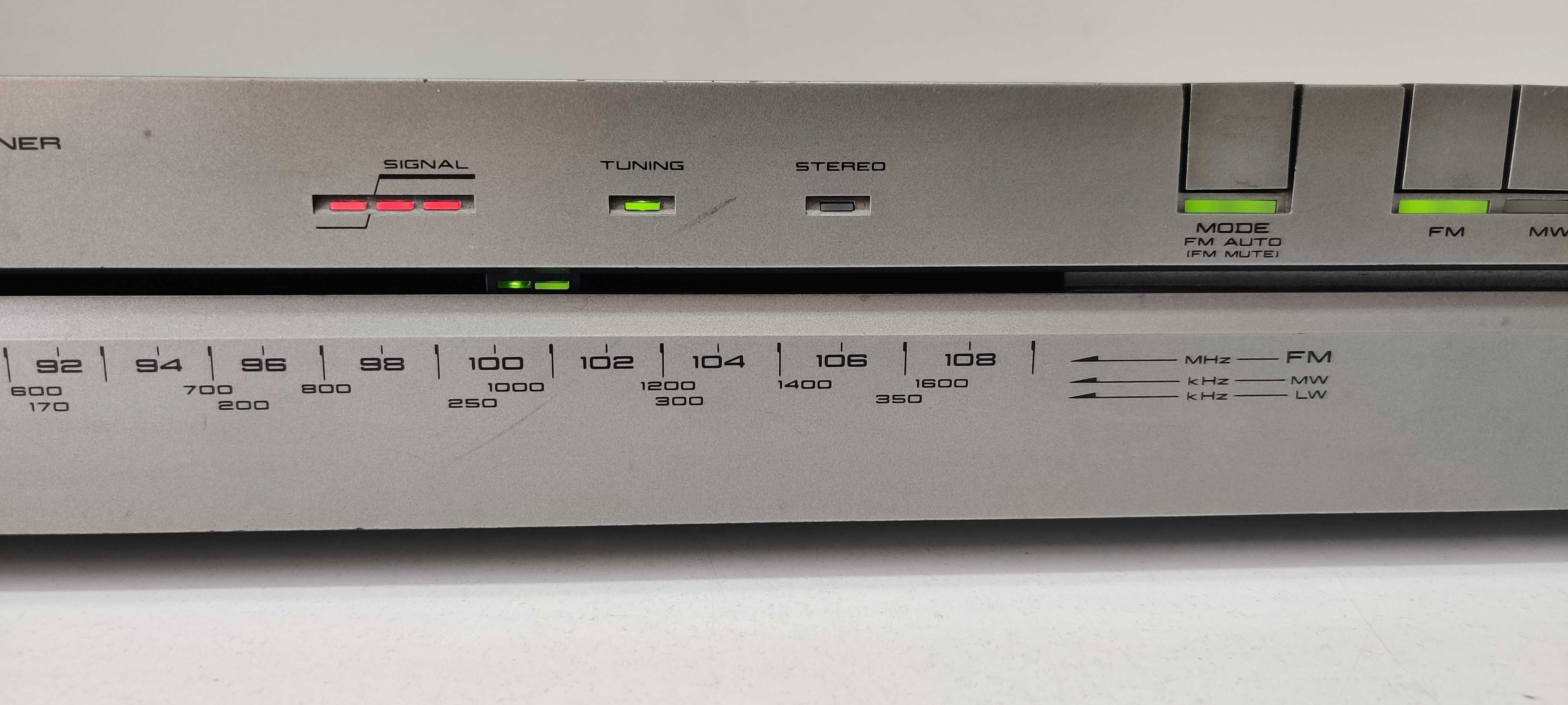 AKAI AT K 110 L muzica tuner analog muzica