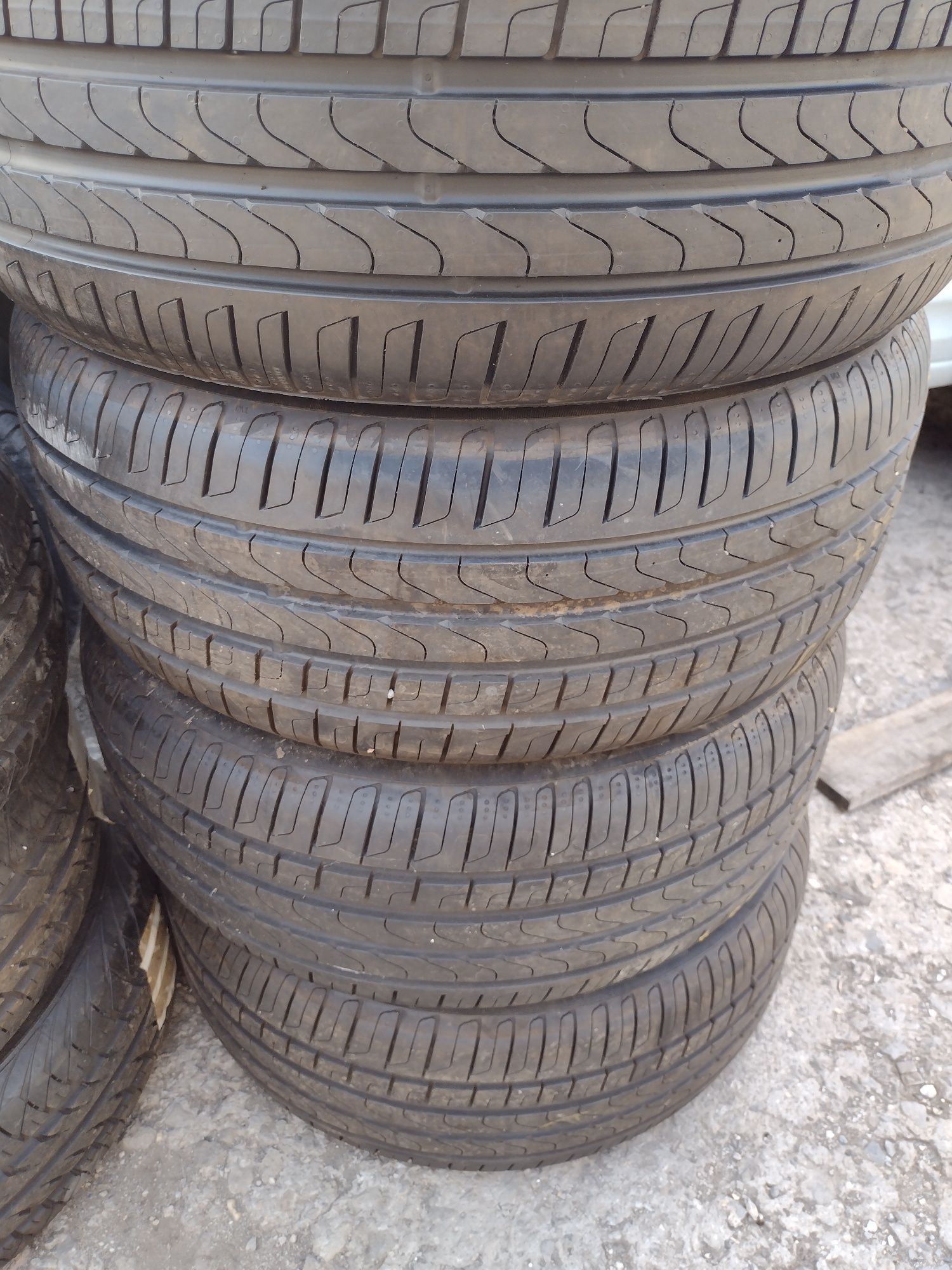 Нови 4бр.235/45/18 Pirelli P7Cinturato dot1618