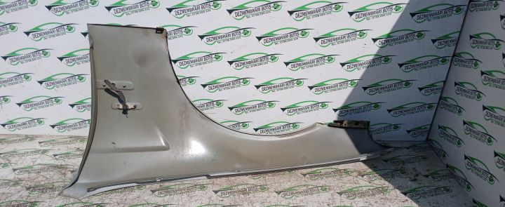 Aripa fata dreapta BMW Seria 3 E46