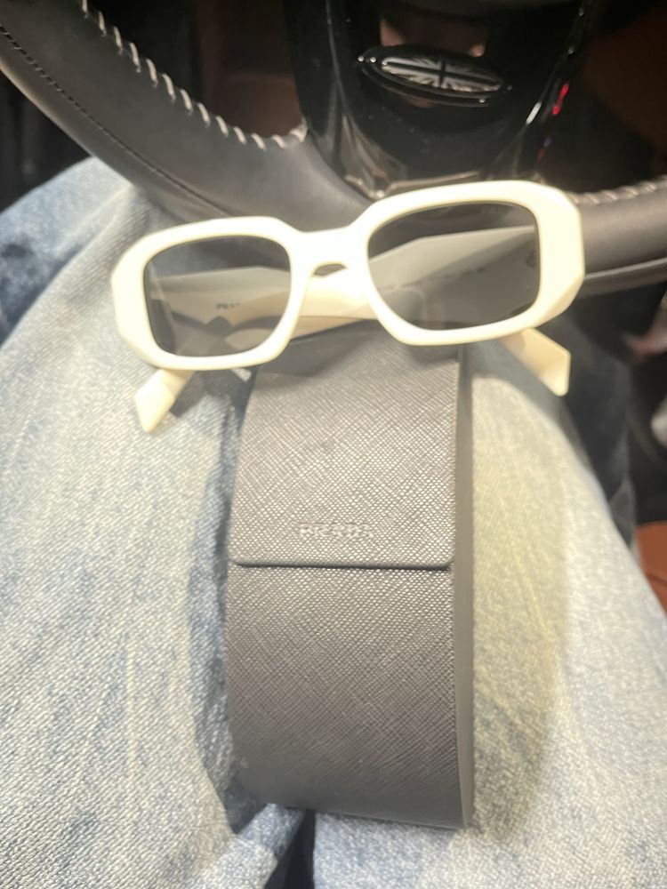 Очила Prada оригинал.