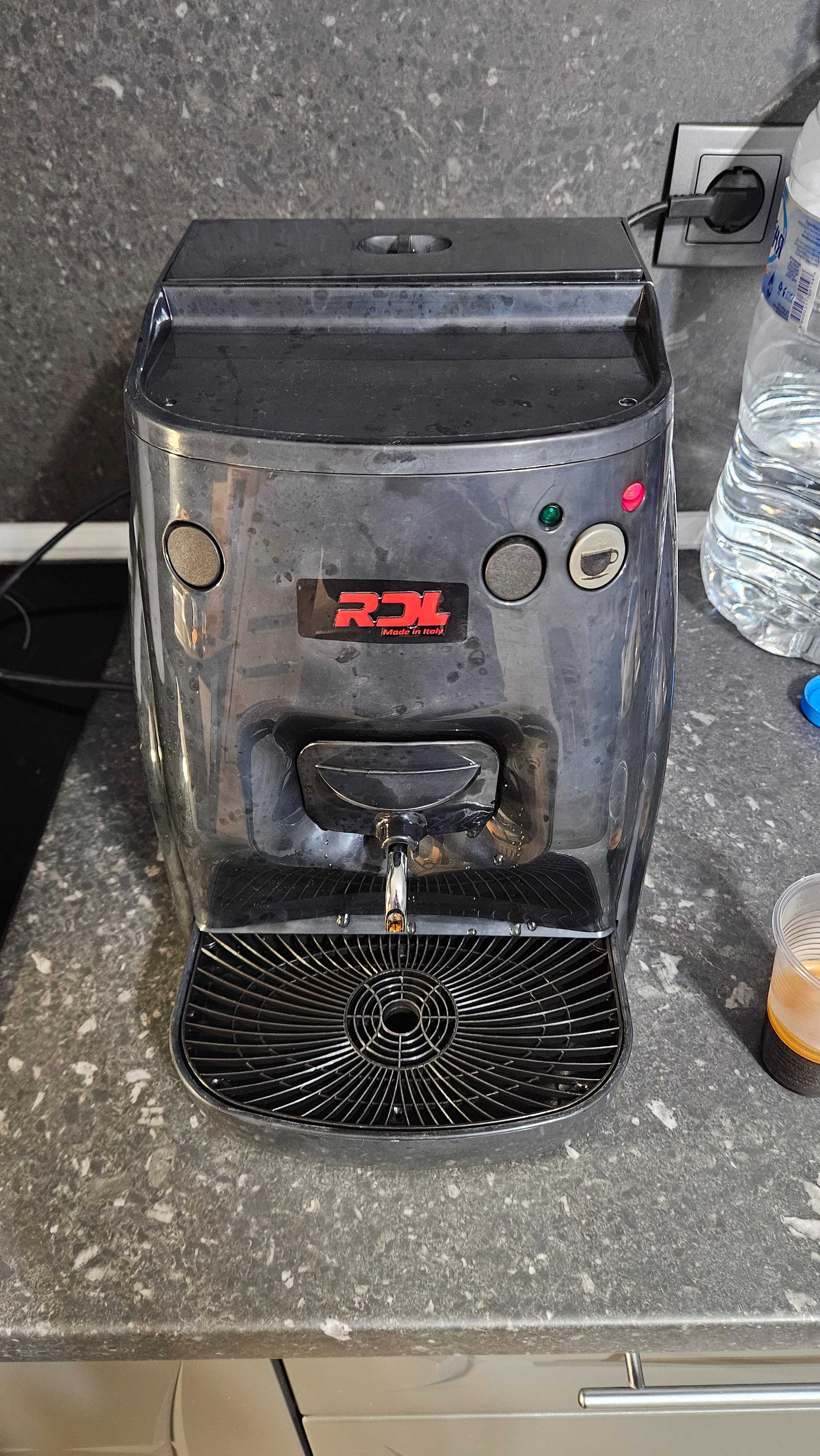 Продавам кафе машина RDL made in Italy - espresso point система