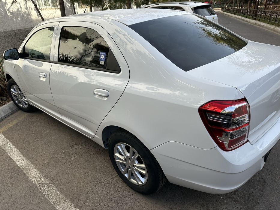 Срочно.Cobalt gx-style.белый без пробега.