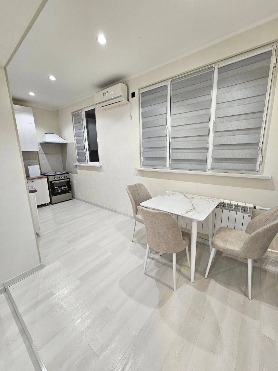 Срочно продается 2х ком квартира на Ц-5, ор-р: Алайский рынок, 50 м2