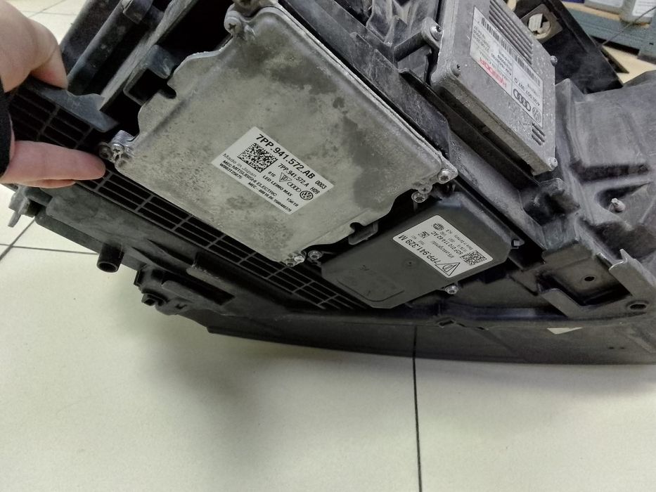 Фарове Audi Q3 2016