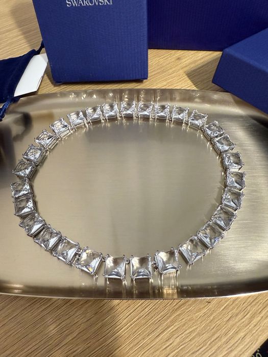 SWAROVSKI MILLENIA Colier taietura patrata