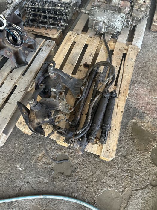 Рулевой механизм Газ 66,Рулевой редуктор Газ 66