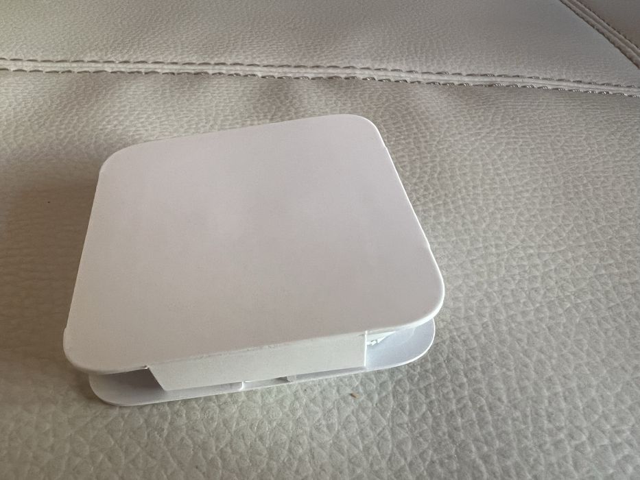 Casti originale Apple