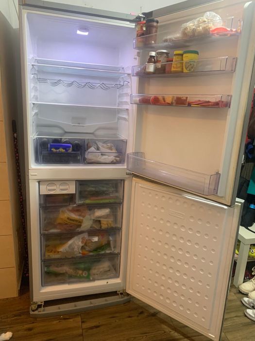 Combina frigorifica Beko