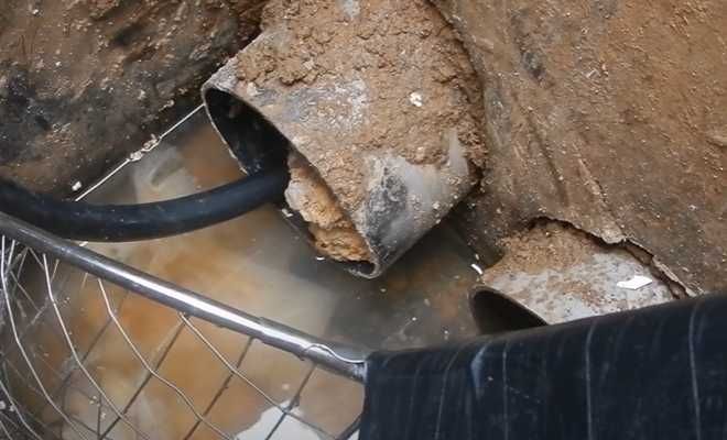 Дәретхананың, ванна бөлмесінің және ас үйдің кәріз құбырларын тазалау