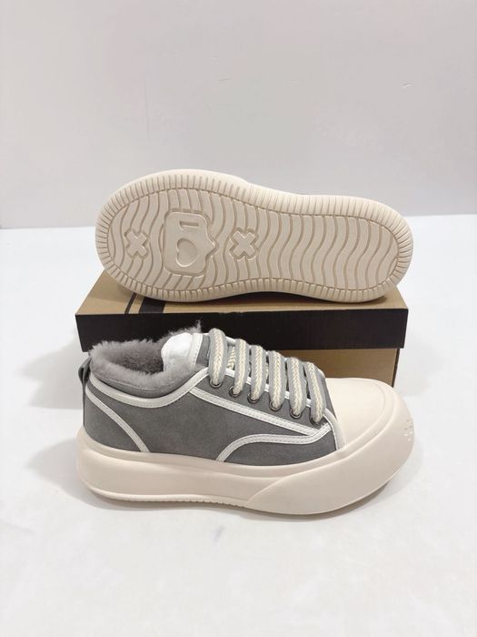 UGG кецове с платформа и велур