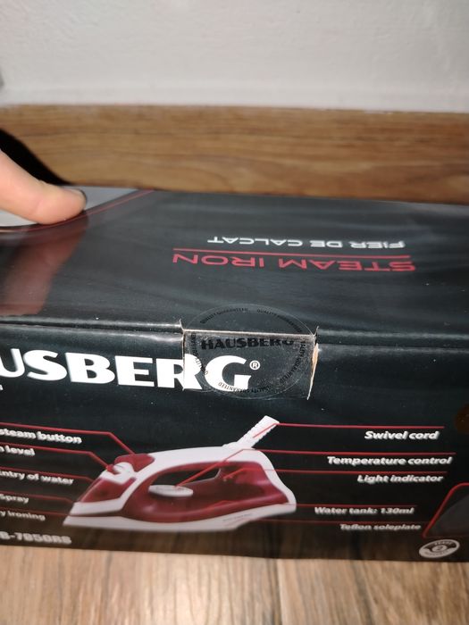 Vând fier de călcat nou sigilat