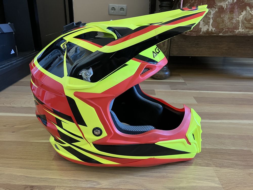 ендуро каска Acerbis