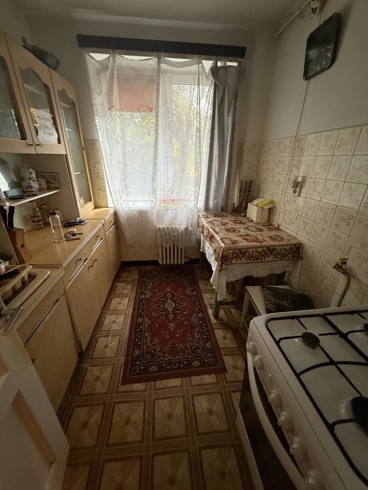 Vând apartament 3 camere Cina