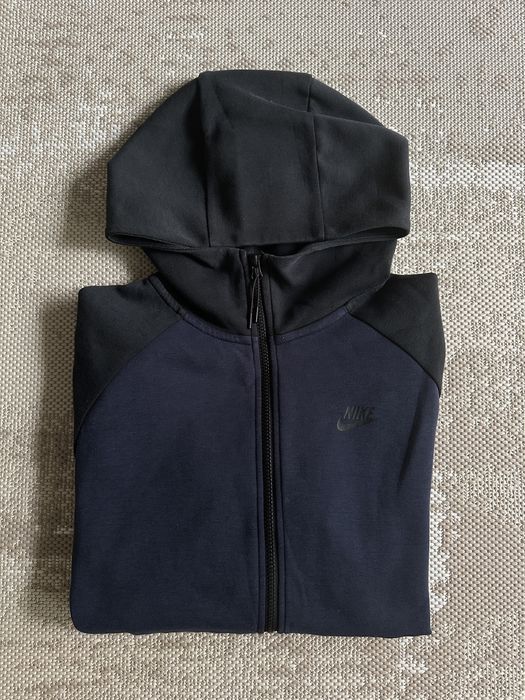 Hanorac Nike Tech Fleece