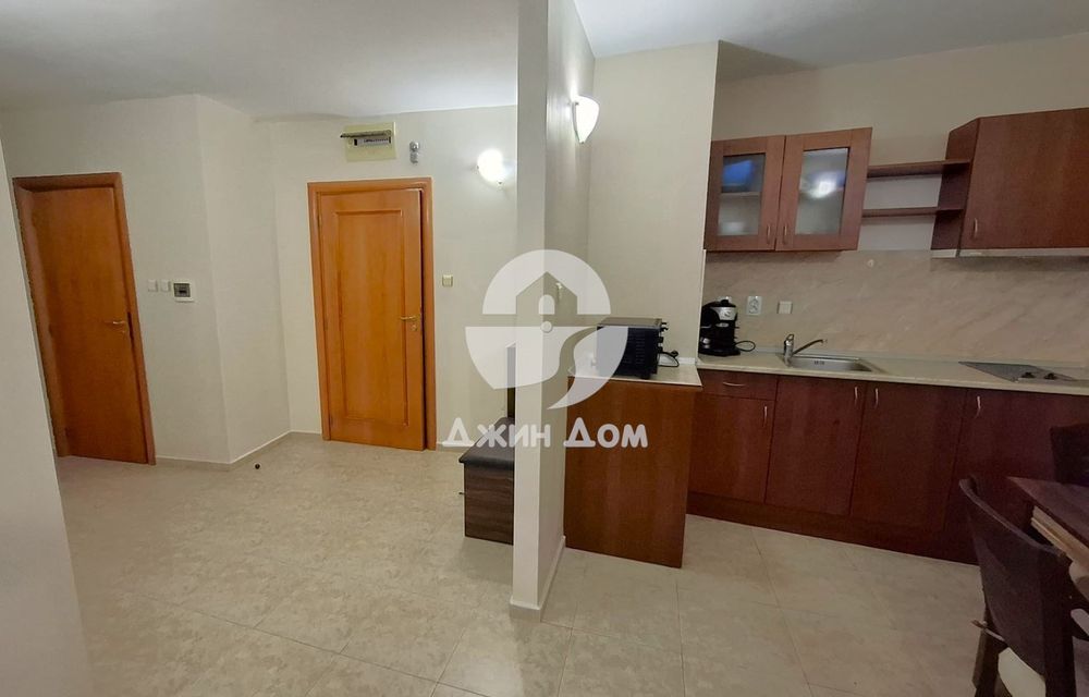 Продава се Двустаен апартамент в к.к. Слънчев бряг - 69 кв.м за 985 €/кв.м - Снимка #5