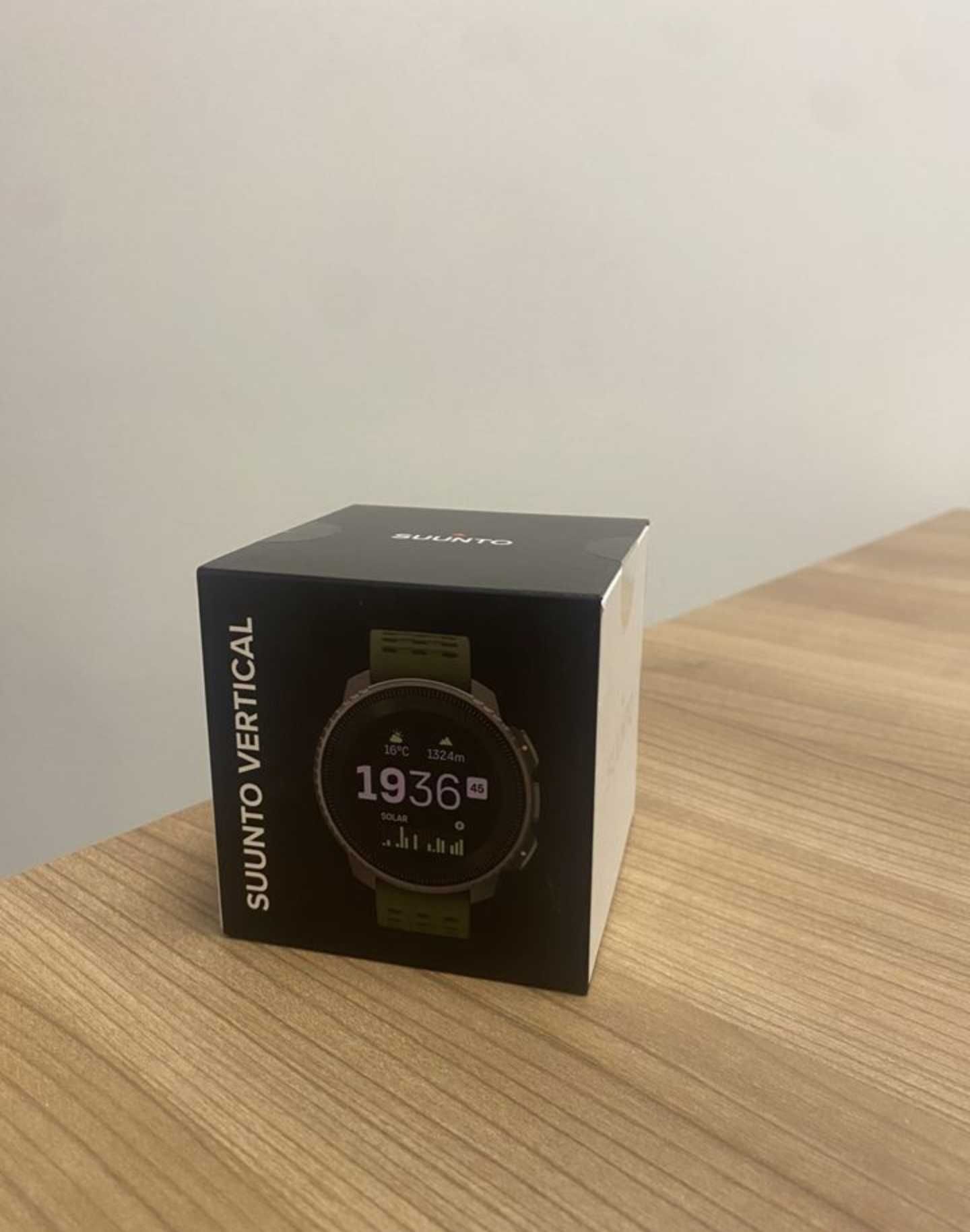 Suunto Vertical Titanium Solar