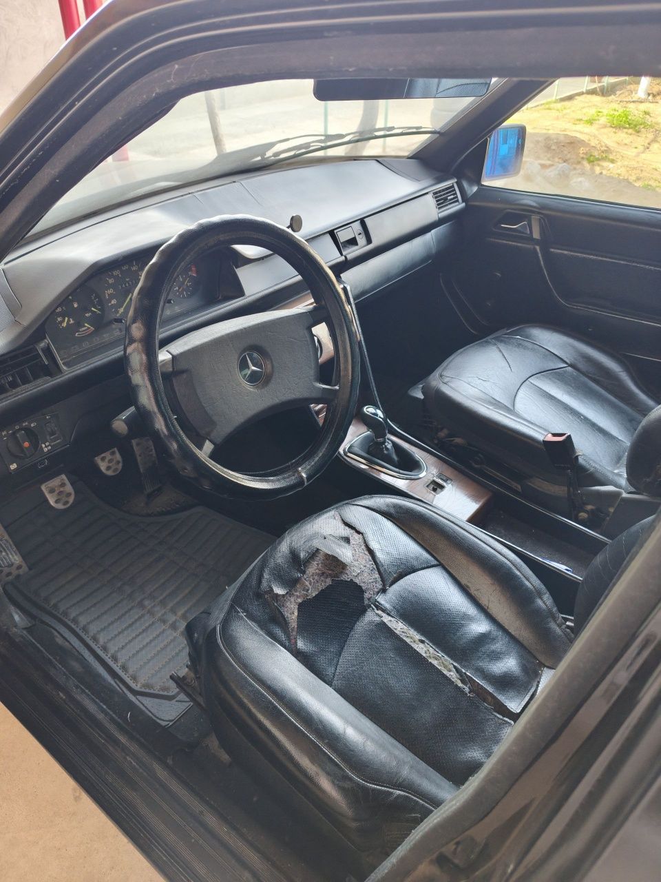 Мерседес w124 BENZINDA Gazi Yoq Variant Vikup Yoq Naxt Pulga Sotiladi