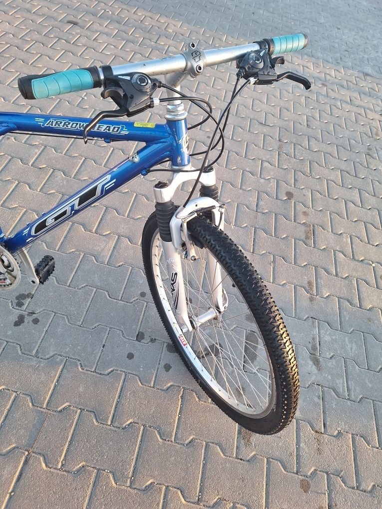 Bicicleta suspensie fata