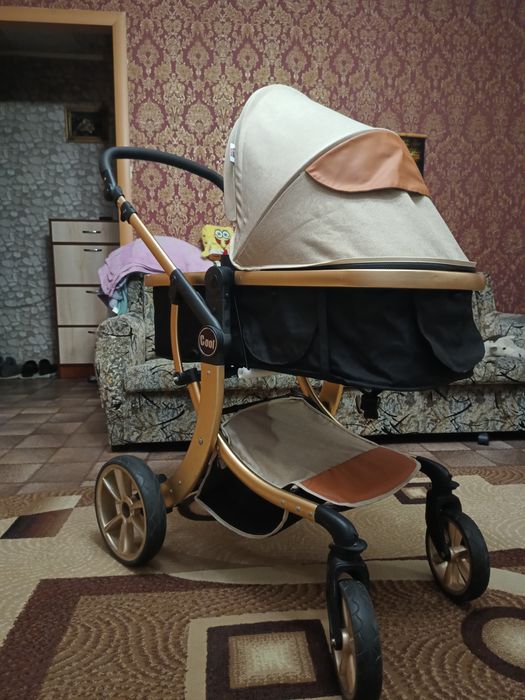 Продам детскую коляску