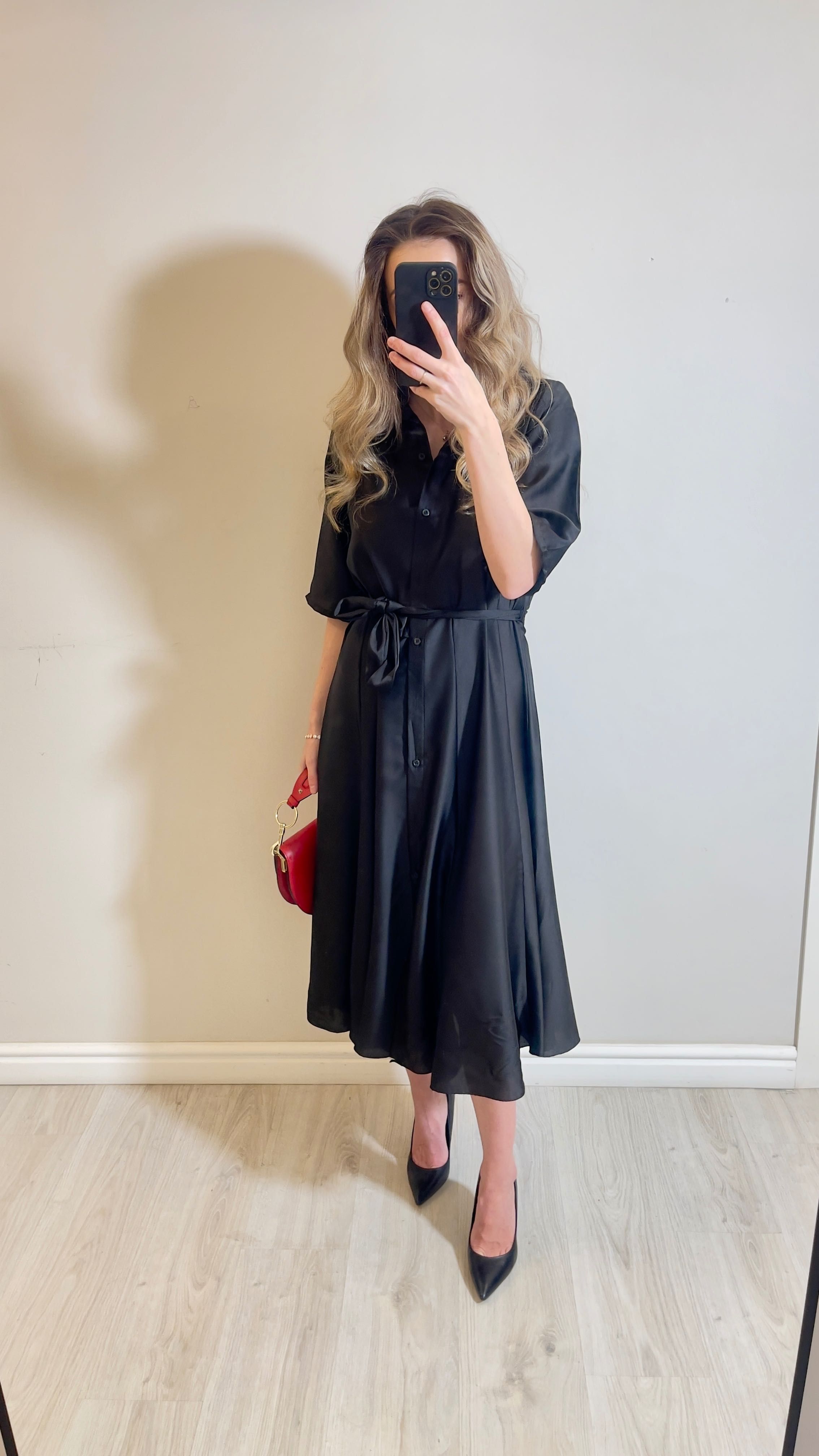 Rochie satin cu cordon – Mărime universală – Nouă, cu etichetă!