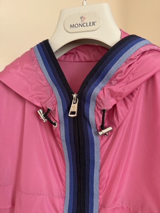 Яке ветровка Moncler