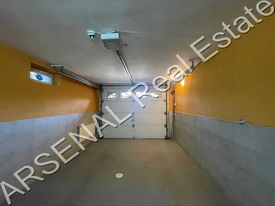 Къща под наем, Симеоново