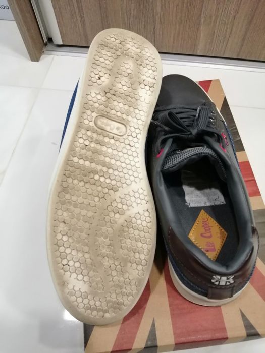 Продавам мъжки спортни обувки Lee Cooper