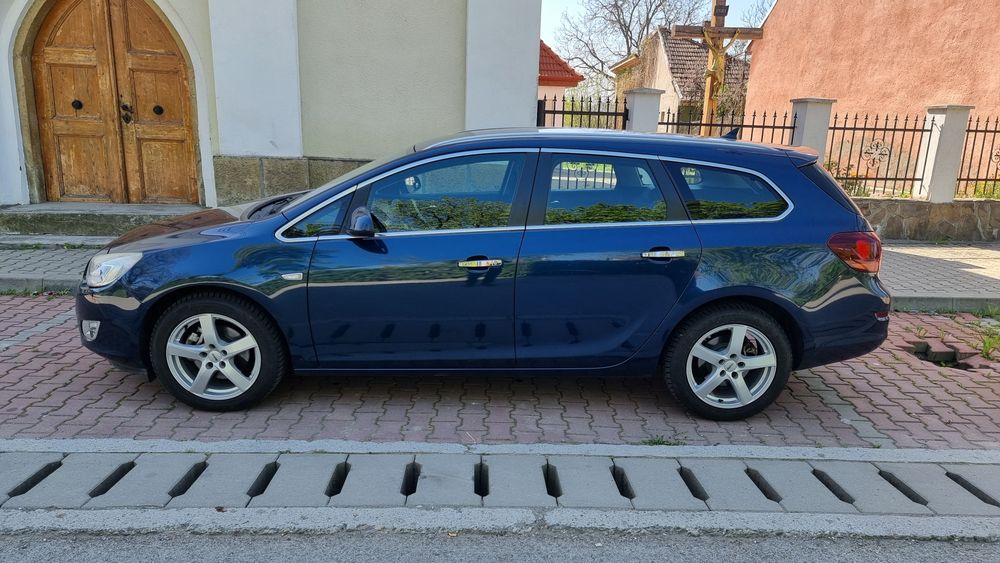 Opel Astra J 1.7