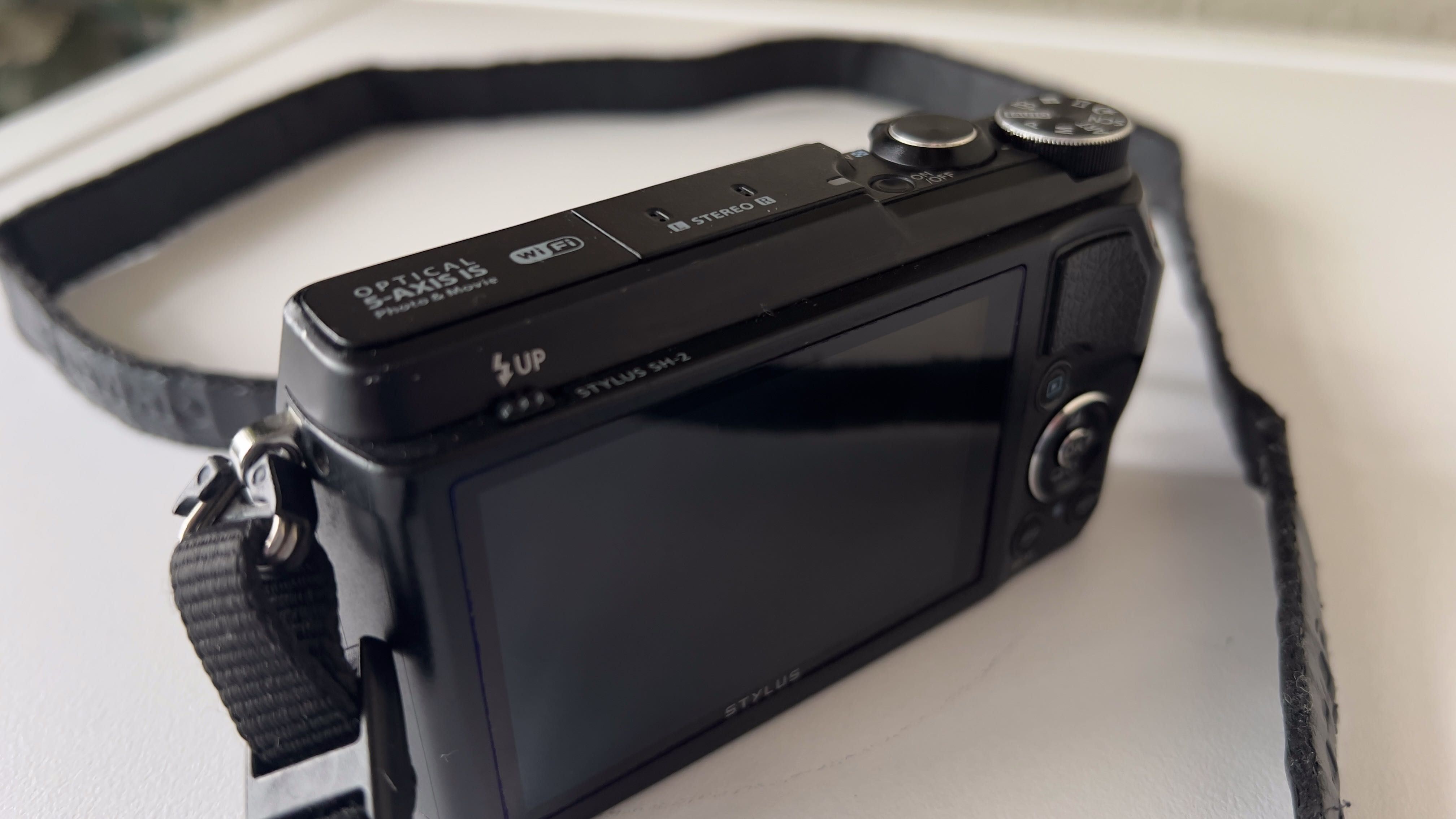 Olympus Stylus SH-2
