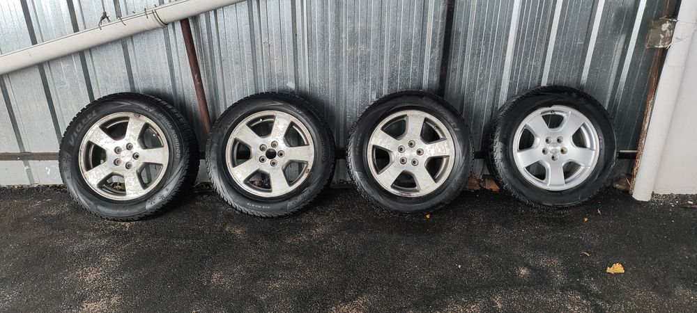 Продам комплект колёс 215/60/R16