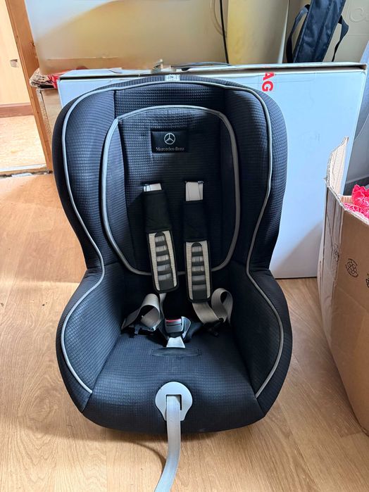 Scaun Mercedes pentru copii 15lun-4ani (max 22kg)